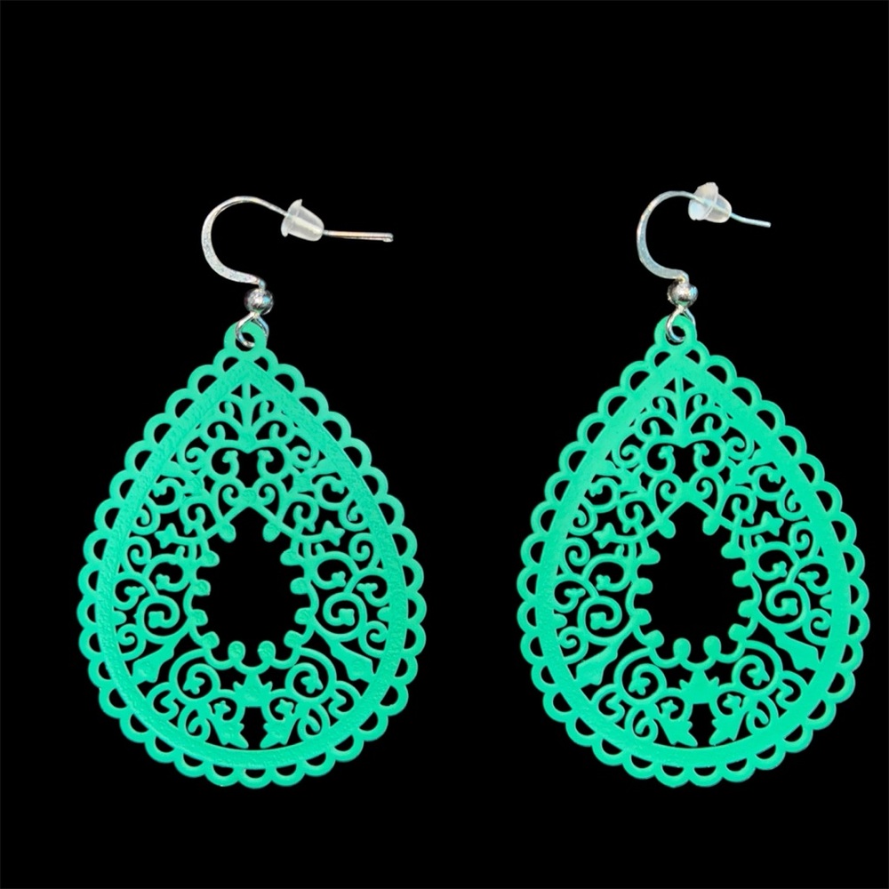 Beautiful Teal Filigree Earrings